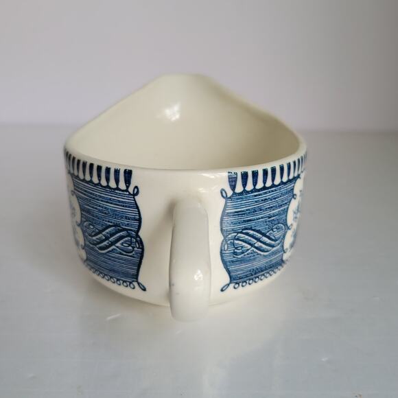 Vintage Royal China Creamer Blue Cream Currier & Ives Express Train Railroad USA - Picture 4 of 10